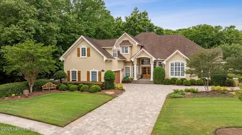10014 Vineyard Lake Rd E, Jacksonville, FL 32256