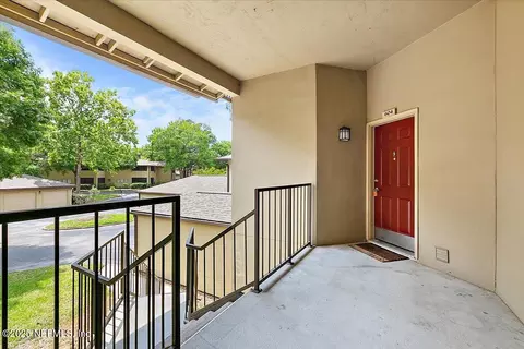 10150 Belle Rive Blvd #604, Jacksonville, FL 32256
