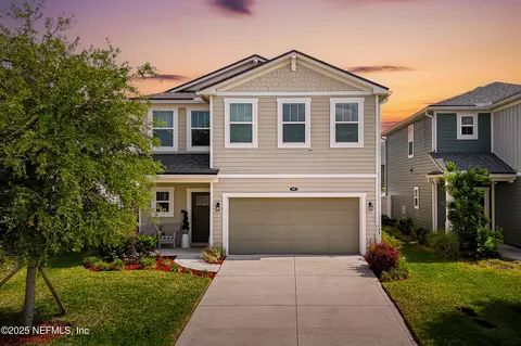 437 Narrowleaf Dr, Saint Johns, FL 32259