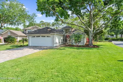 1921 Green Heron Pt, Jacksonville Beach, FL 32250