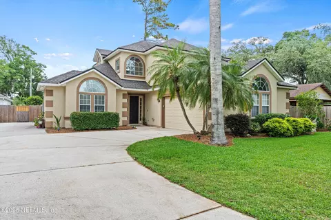 13111 Hammock Cir S, Jacksonville, FL 32225