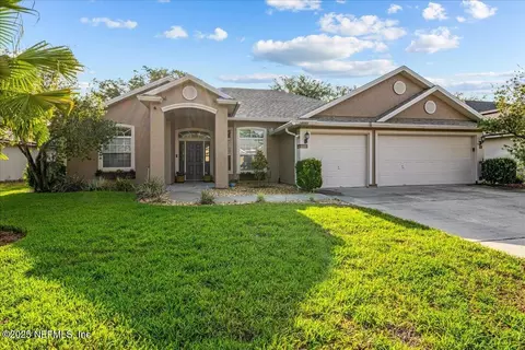 14055 Redrock Lake Dr, Jacksonville, FL 32226