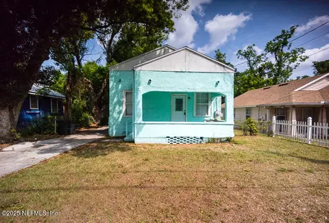 831 Ashford St, Jacksonville, FL 32208