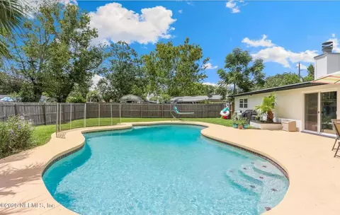 465 Fox Ln, Orange Park, FL 32073