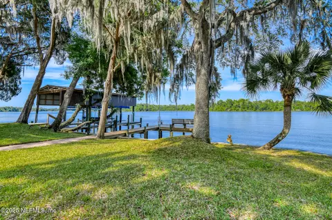130 Woodbury Trl, Satsuma, FL 32189