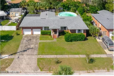 3218 Vinewood Ln, Jacksonville, FL 32277