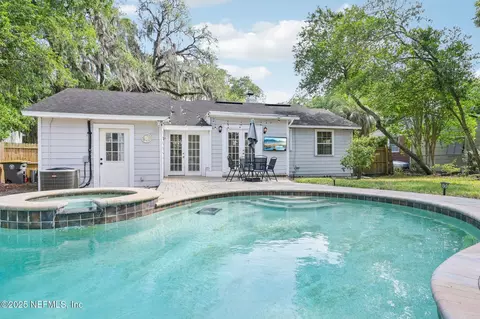 1733 Geraldine Dr, Jacksonville, FL 32205