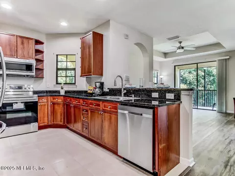 455 La Travesia Flora #201, Saint Augustine, FL 32095