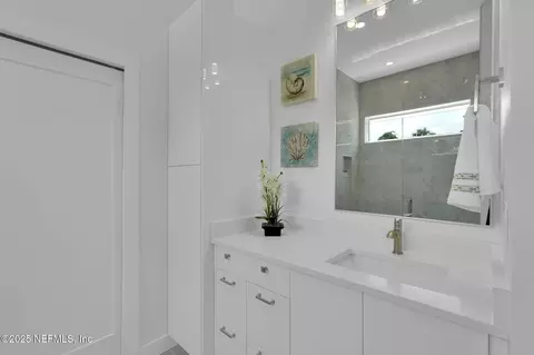 Bath - 156 Capri Dr, Ormond Beach, FL 32176 photo 5 of 7