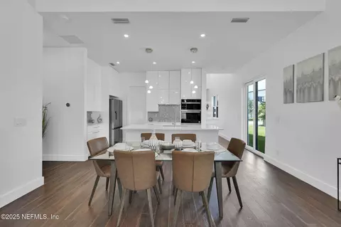 Dining - 156 Capri Dr, Ormond Beach, FL 32176 photo 3 of 4