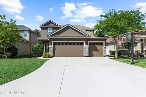 577 Cloisterbane Dr, Saint Johns, FL 32259
