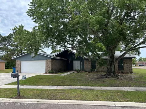 11262 Salt Pond Dr E Dr E, Jacksonville, FL 32219