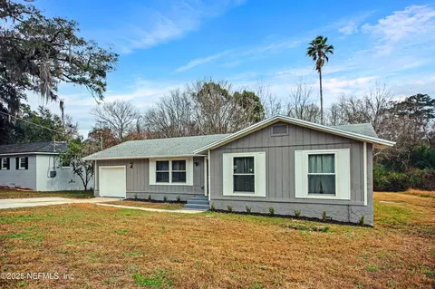 1573 Aletha Dr, Jacksonville, FL 32211