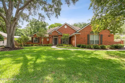1862 Hibernia Ct, Jacksonville, FL 32223