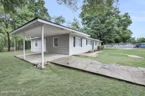 6996 Goldilocks Ln, Jacksonville, FL 32210