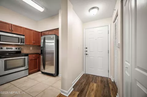 10435 Midtown Pkwy #311, Jacksonville, FL 32246