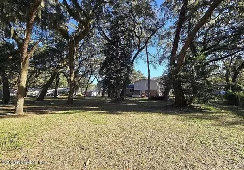 4 Palm Dr, Fernandina Beach, FL 32034