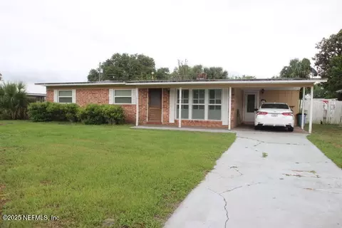 140 W St Johns Ter, East Palatka, FL 32131