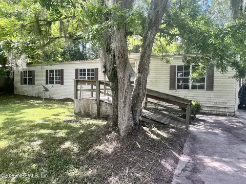 1120 Larry St, Starke, FL 32091