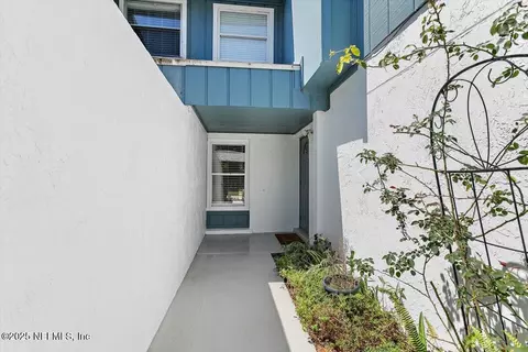 1154 Mayport Landing Dr, Jacksonville, FL 32233