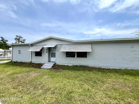110 Mulberry St, Satsuma, FL 32189