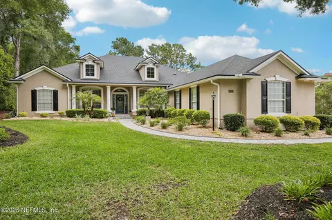 1728 Colonial Dr, Green Cove Springs, FL 32043