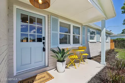 26 Millie Dr, Jacksonville Beach, FL 32250