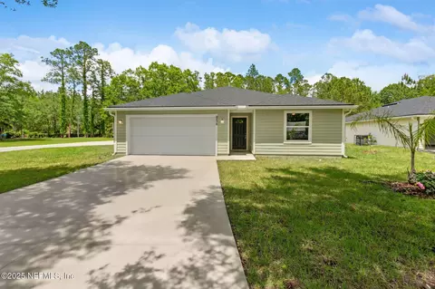 856 Center St N, Baldwin, FL 32234