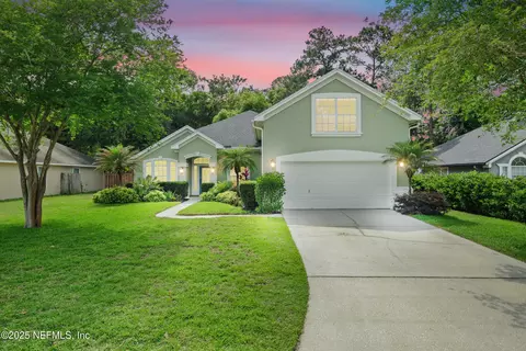 685 Grand Parke Dr, Saint Johns, FL 32259