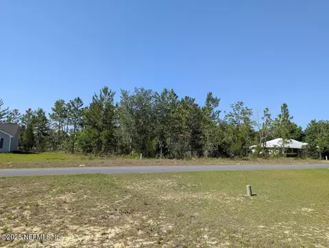 109 Westwood Dr, Interlachen, FL 32148
