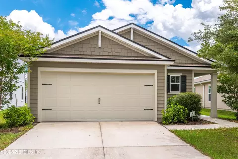 8244 Meadow Walk Ln, Jacksonville, FL 32256
