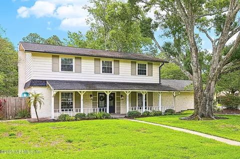 2157 The Woods Dr, Jacksonville, FL 32246