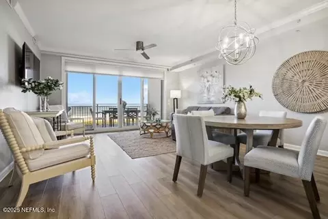 1415 1st St N #302, Jacksonville Beach, FL 32250
