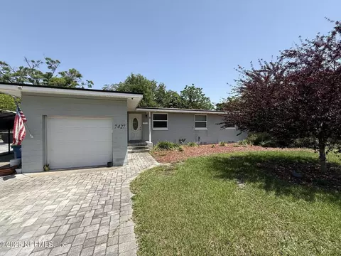 7427 Burlingame Dr S, Jacksonville, FL 32211