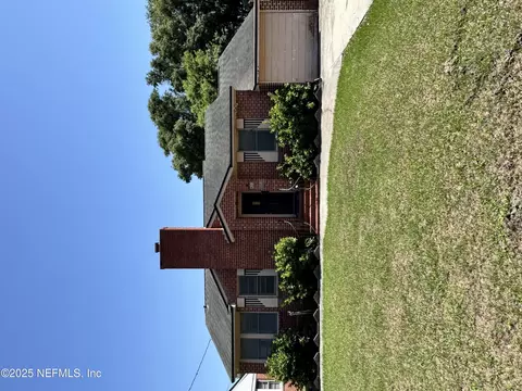 420 W 69th St, Jacksonville, FL 32208