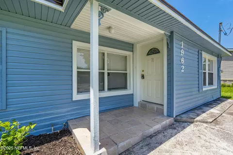 1962 Burkholder Cir W, Jacksonville, FL 32216
