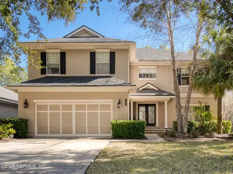 7809 Blackstone River Dr E, Jacksonville, FL 32256