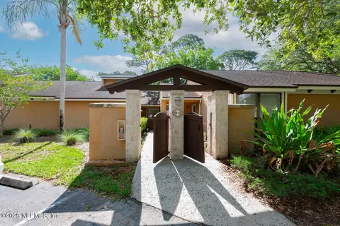 739 Driftwood Cir, Ponte Vedra Beach, FL 32082