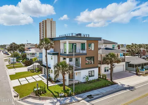 134 1st St S, Jacksonville Beach, FL 32250