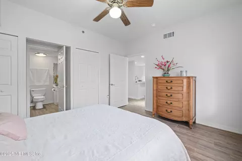 Bedroom - 159 Marine St #105, Saint Augustine, FL 32084 photo 7 of 9