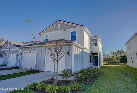 9014 Gifford Dr, Jacksonville, FL 32220