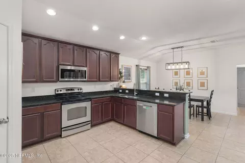 Kitchen - 812 Wards Creek Ln, Saint Augustine, FL 32092 photo 2 of 3