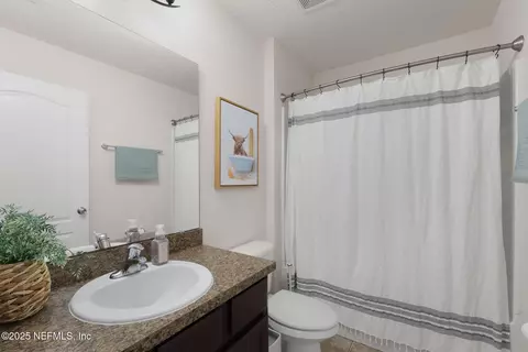 Bath - 812 Wards Creek Ln, Saint Augustine, FL 32092 photo 4 of 4