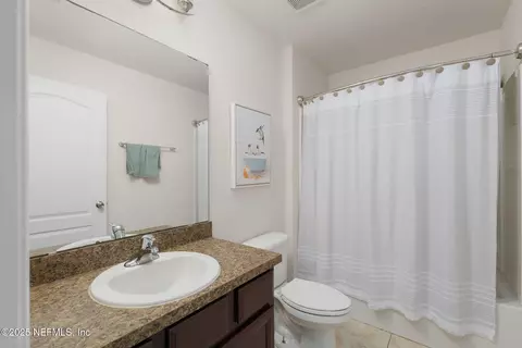 Bath - 812 Wards Creek Ln, Saint Augustine, FL 32092 photo 1 of 4