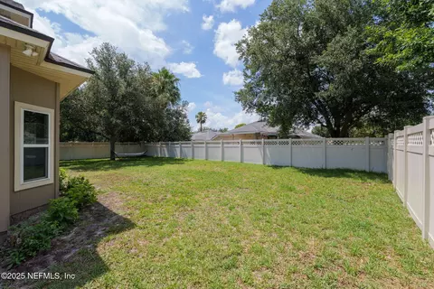 Exterior - 812 Wards Creek Ln, Saint Augustine, FL 32092 photo 3 of 7