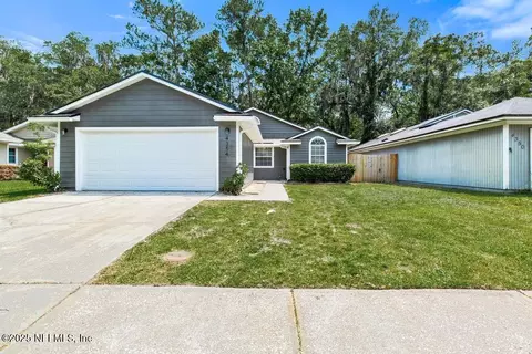 4354 Lake Woodbourne Dr S, Jacksonville, FL 32217