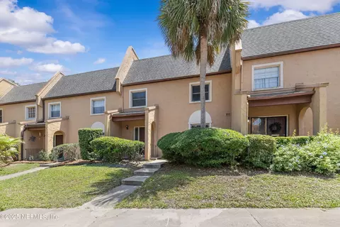 347 Greencastle Rd #46, Jacksonville, FL 32225