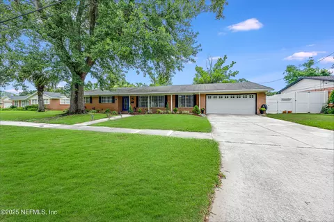 1235 Catalina Rd E, Jacksonville, FL 32216