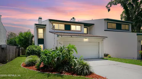 627 Egret Bluff Ln, Jacksonville, FL 32211