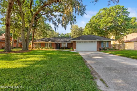 1908 Springbrook Rd, Fernandina Beach, FL 32034